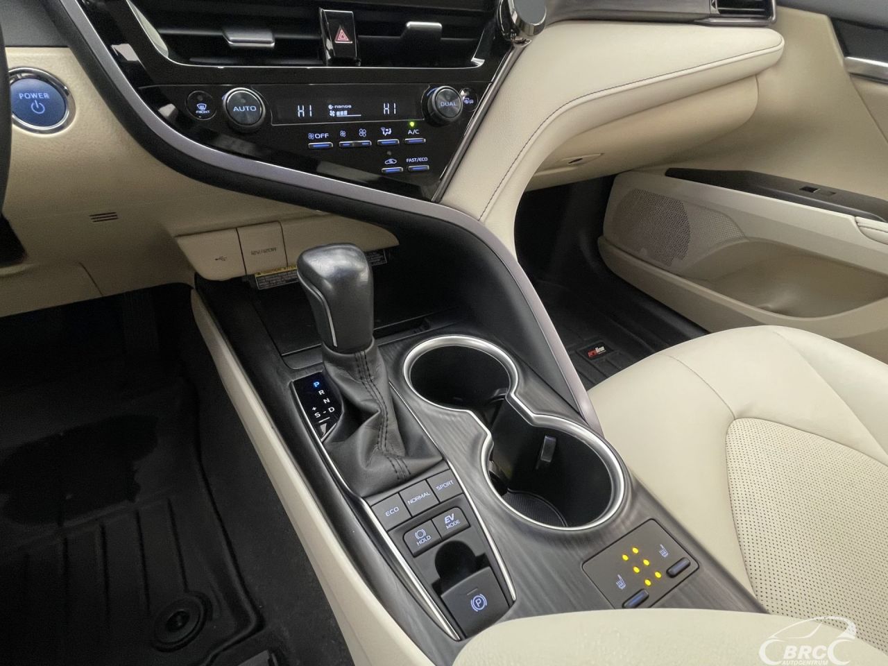 Toyota Camry | 27