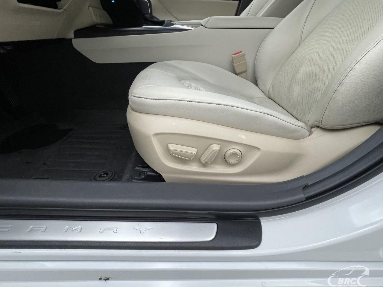 Toyota Camry | 22
