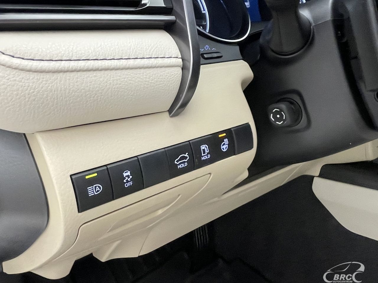 Toyota Camry | 25