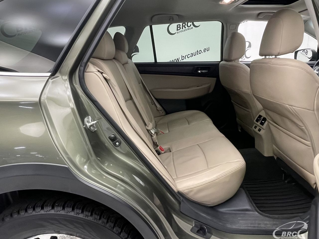Subaru Outback | 10