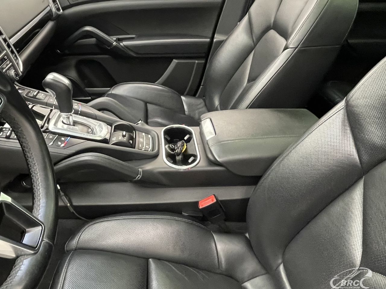 Porsche Cayenne | 25