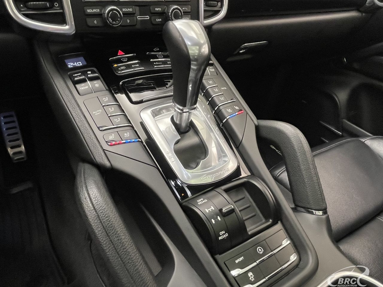 Porsche Cayenne | 27