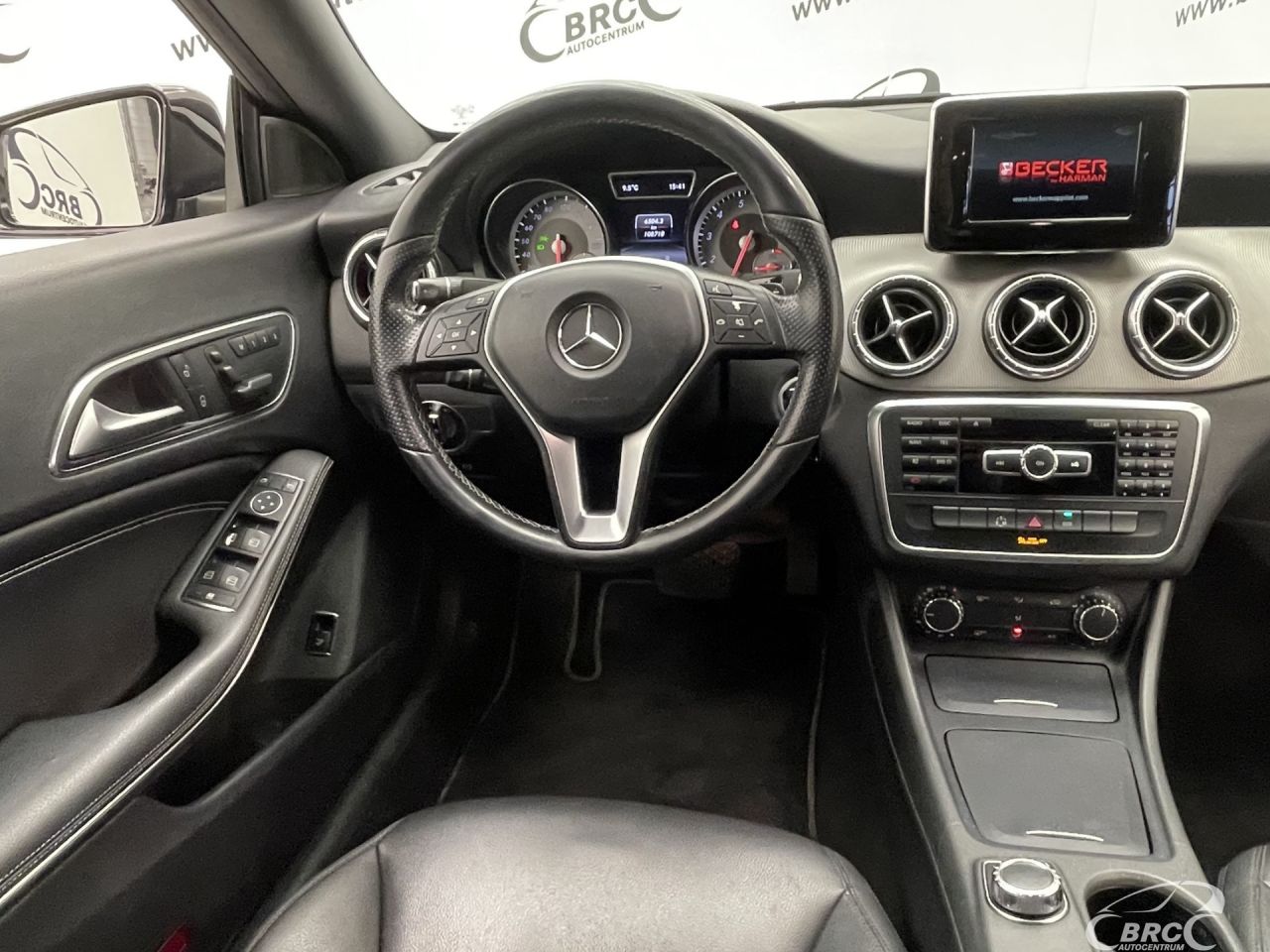 Mercedes-Benz CLA250 | 13