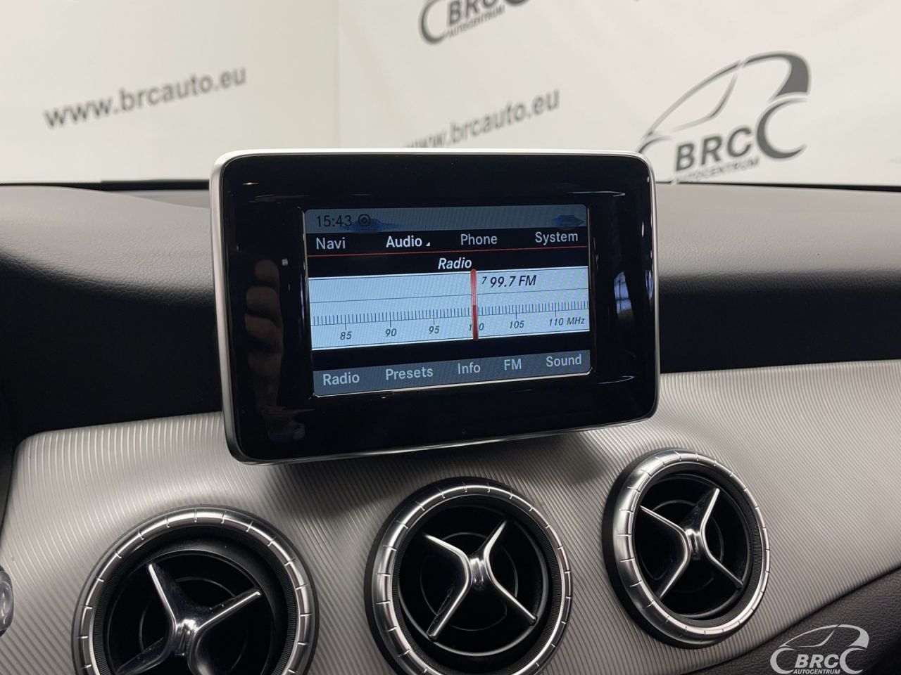 Mercedes-Benz CLA250 | 31