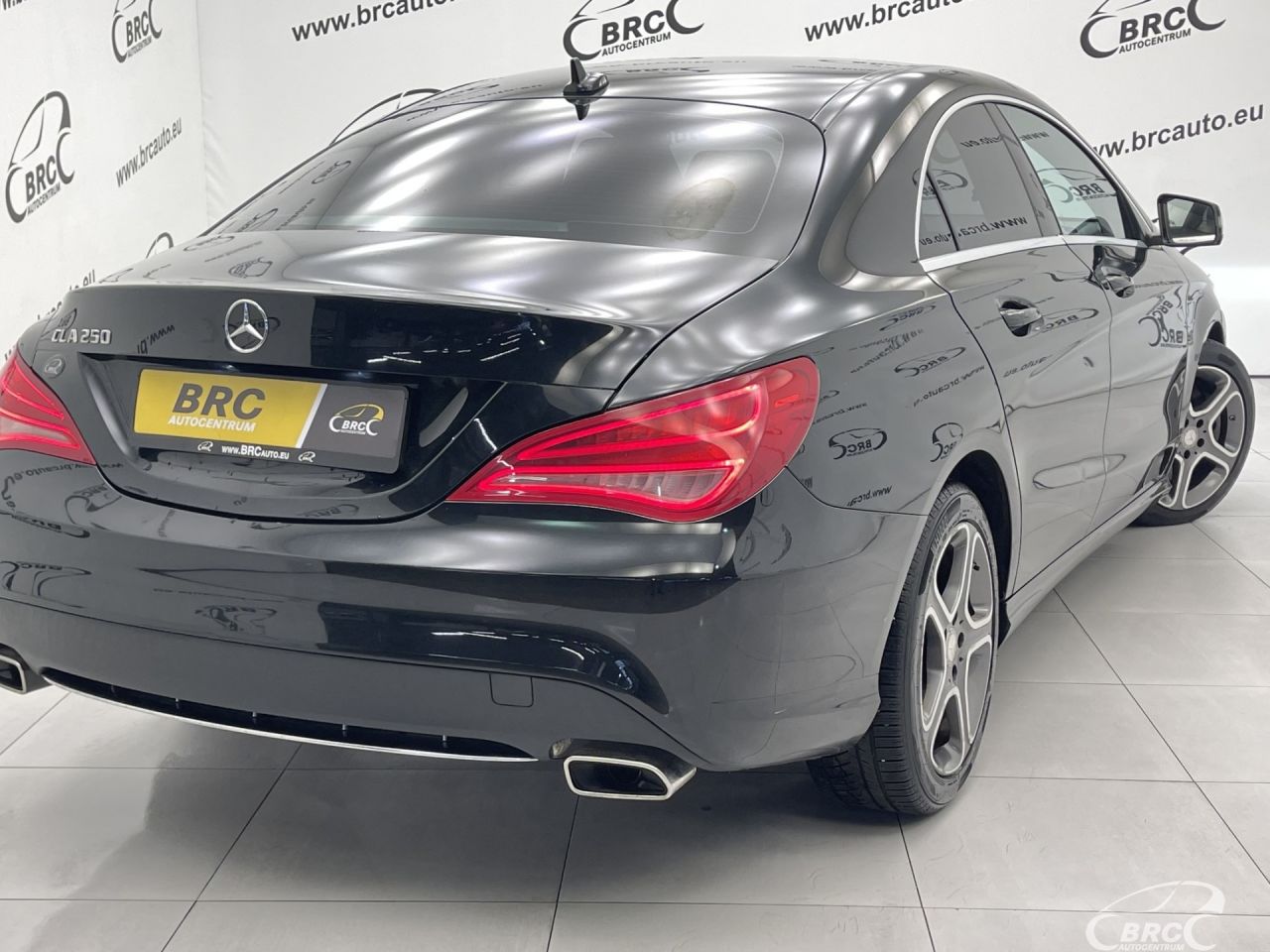 Mercedes-Benz CLA250 | 39