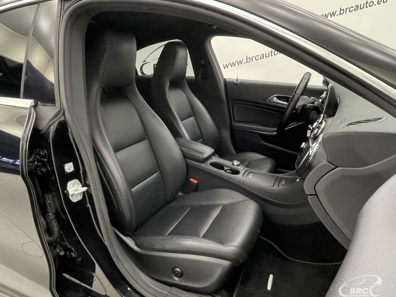 Mercedes-Benz CLA250 | 6