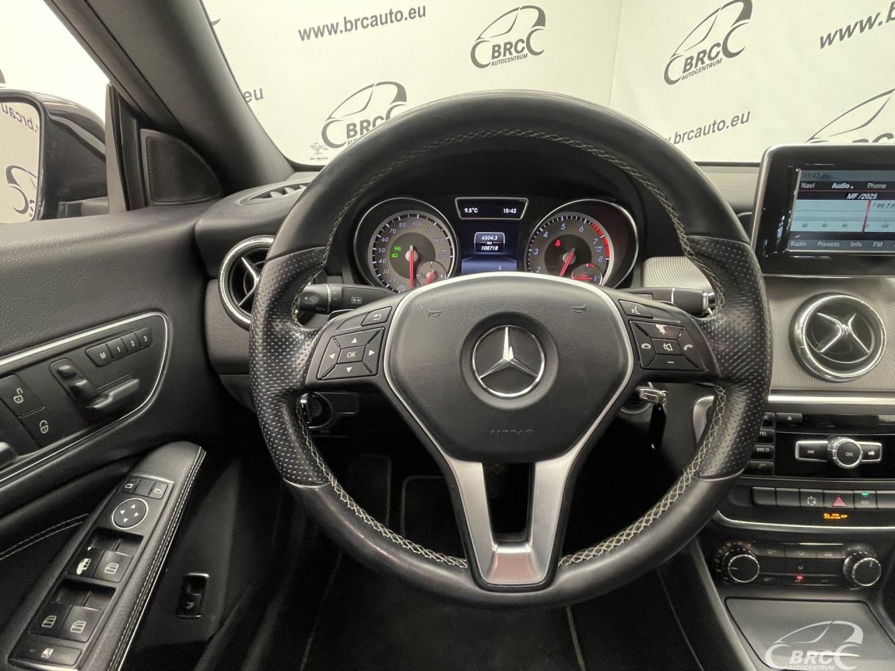 Mercedes-Benz CLA250 | 26