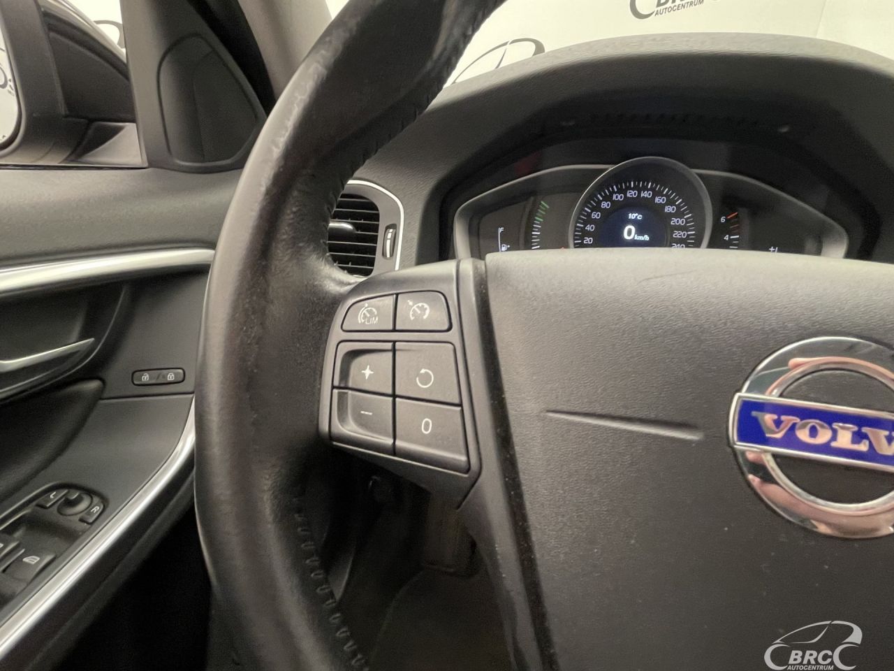Volvo S60 | 28