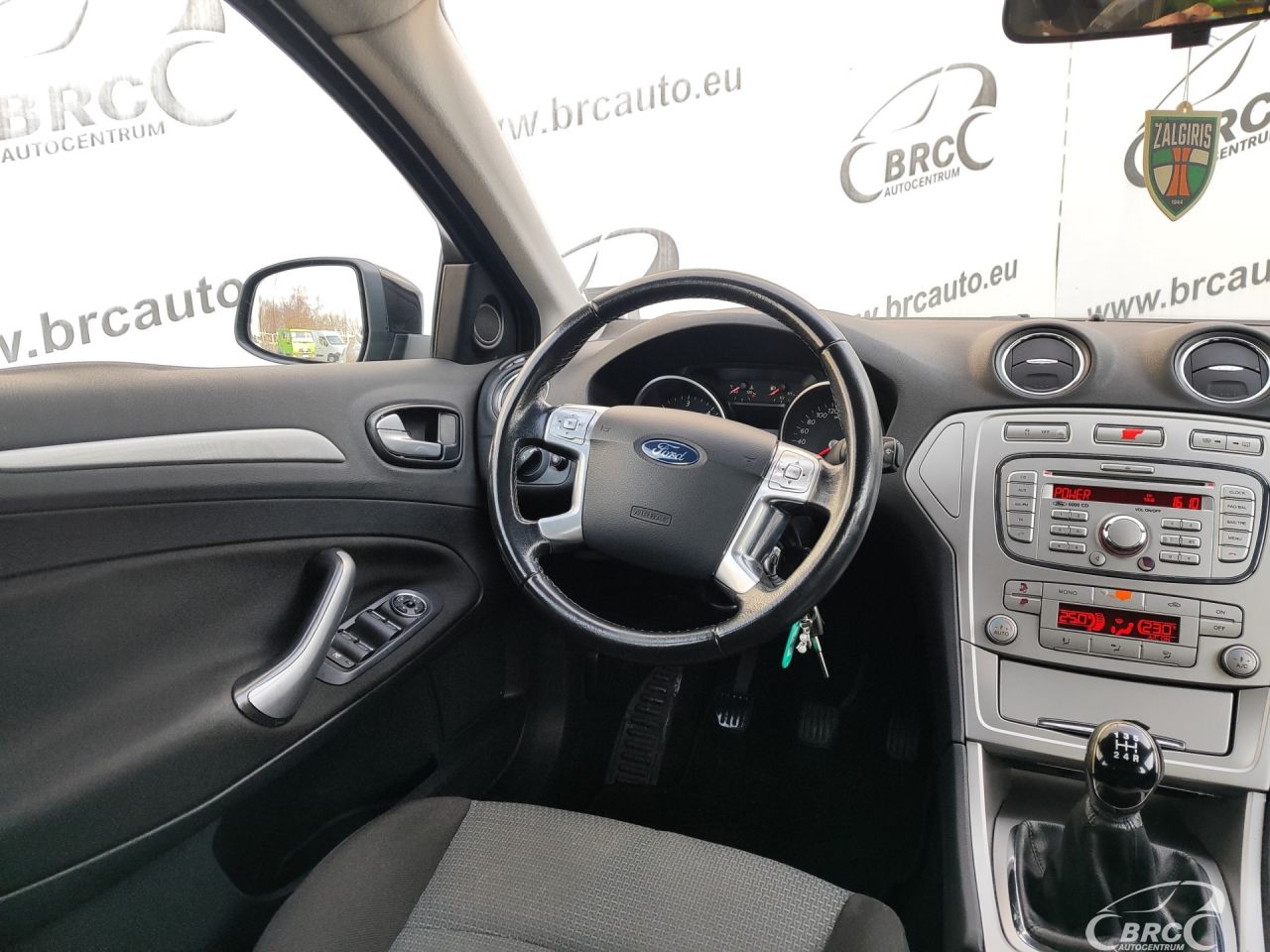 Ford Mondeo | 13