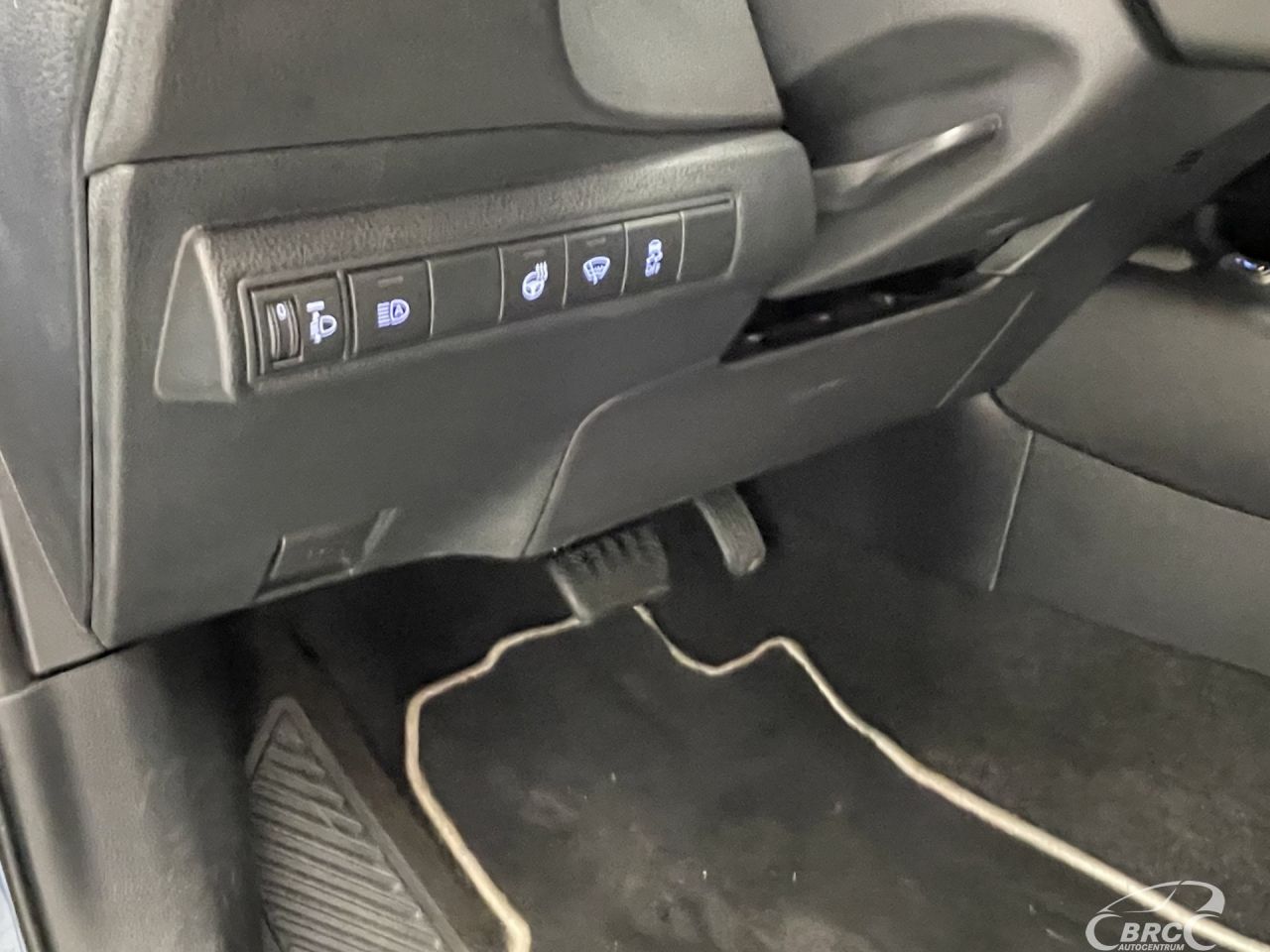 Toyota Corolla | 23