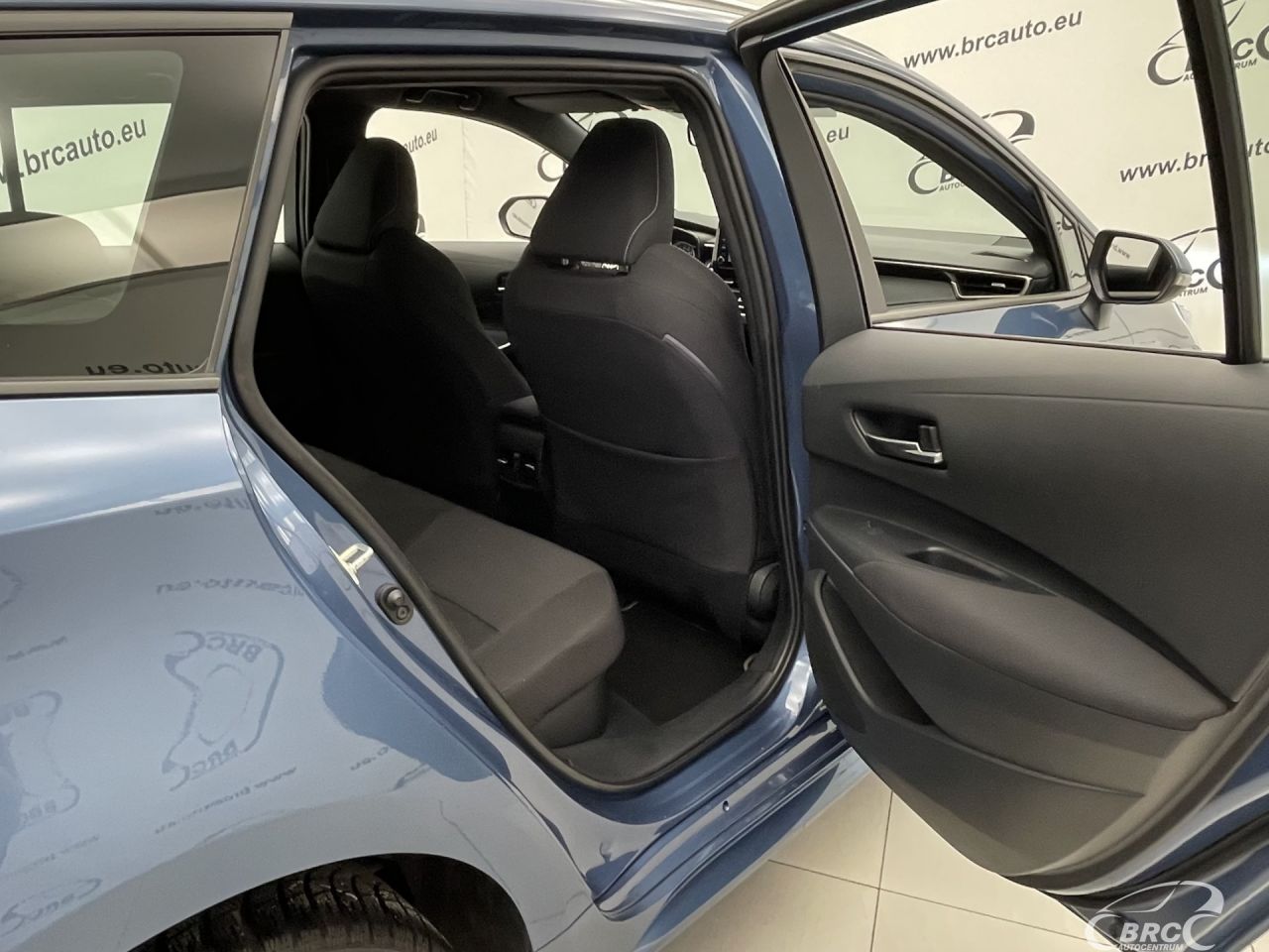 Toyota Corolla | 11