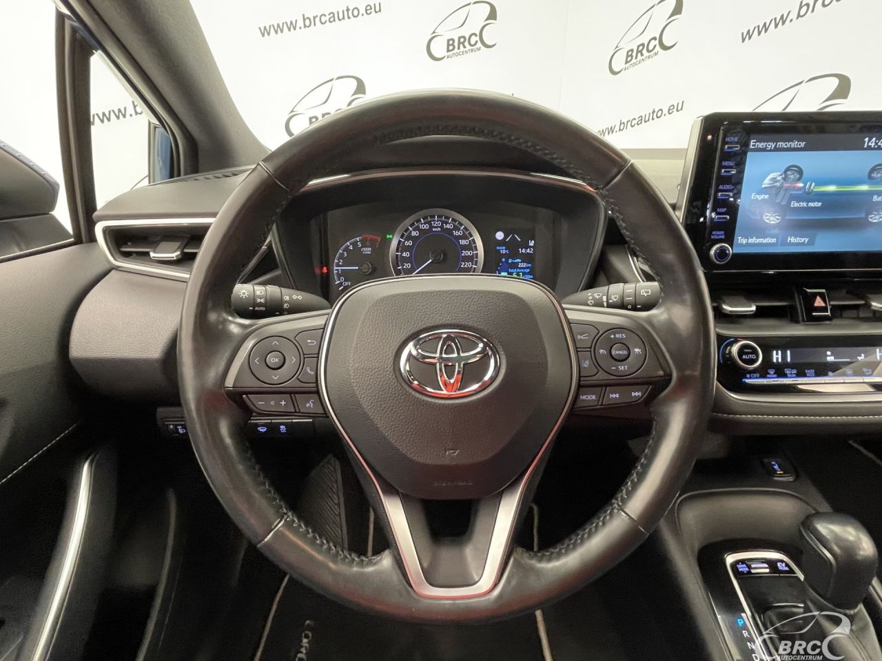 Toyota Corolla | 28