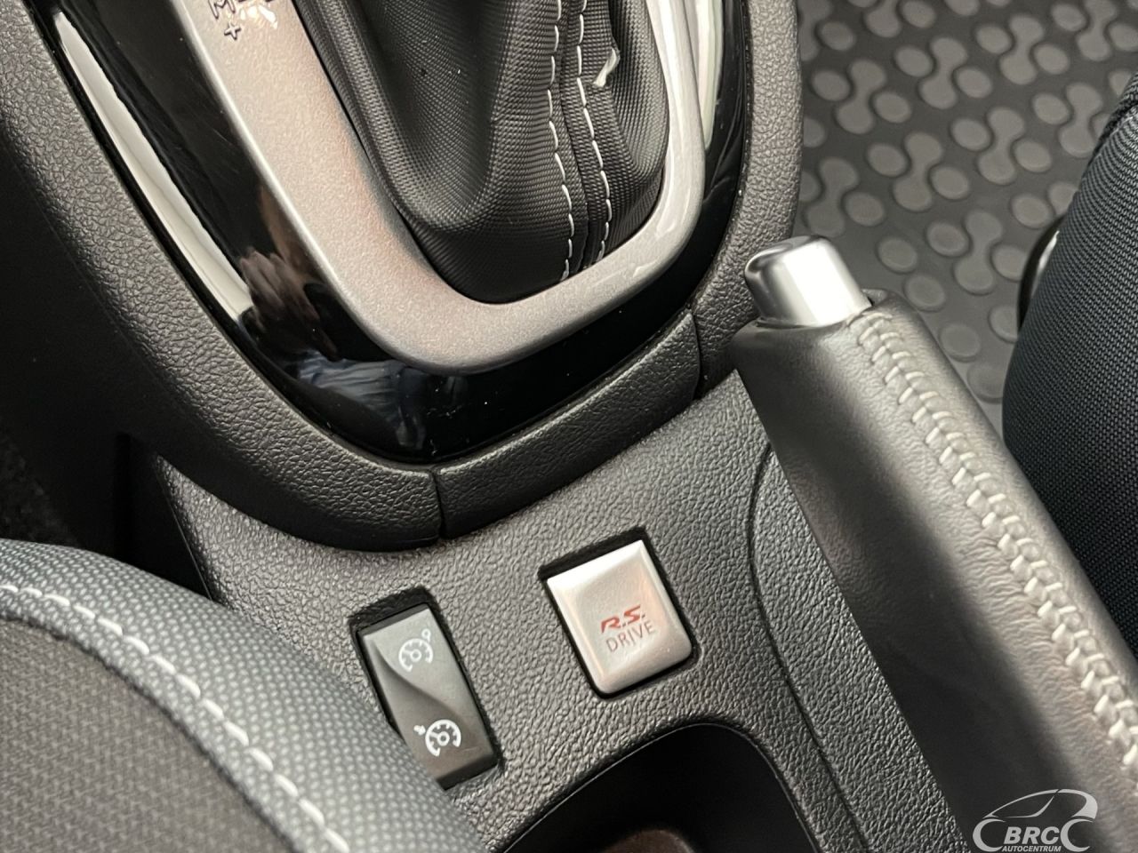 Renault Clio | 51