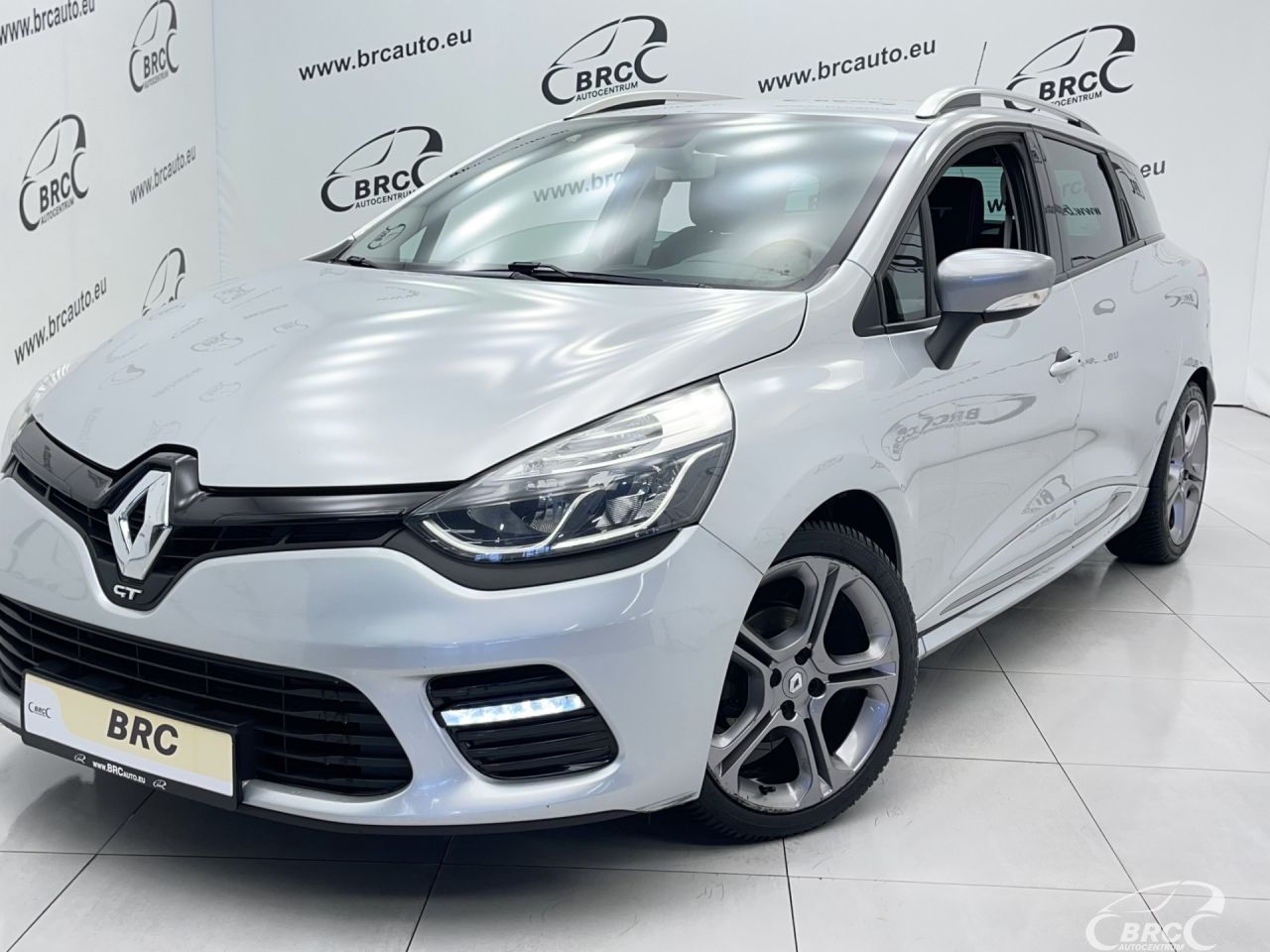Renault Clio | 82
