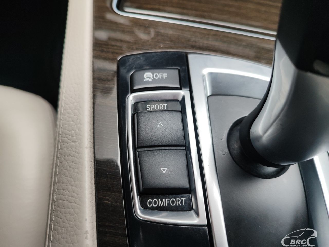 BMW 730 | 38