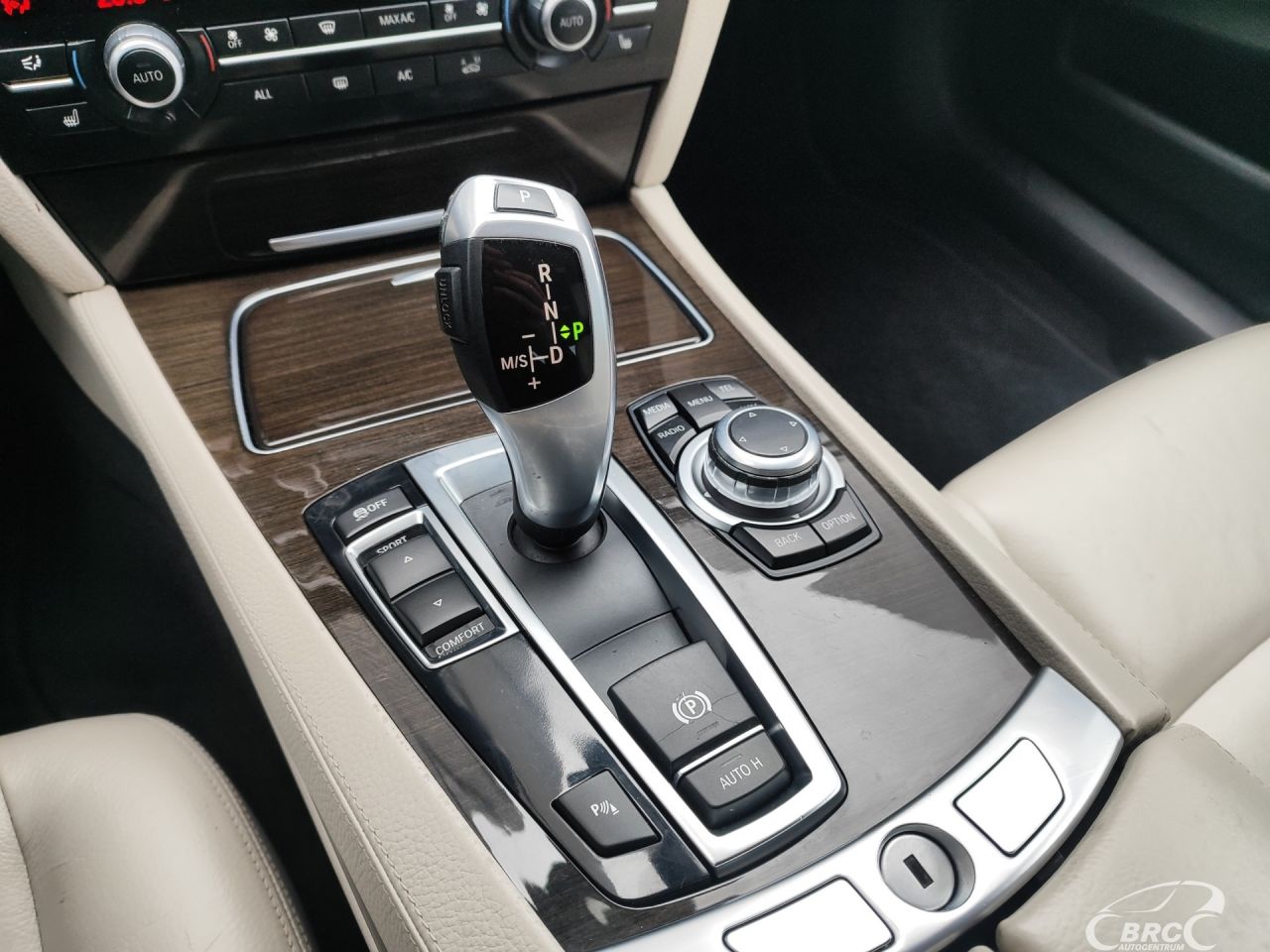 BMW 730 | 37