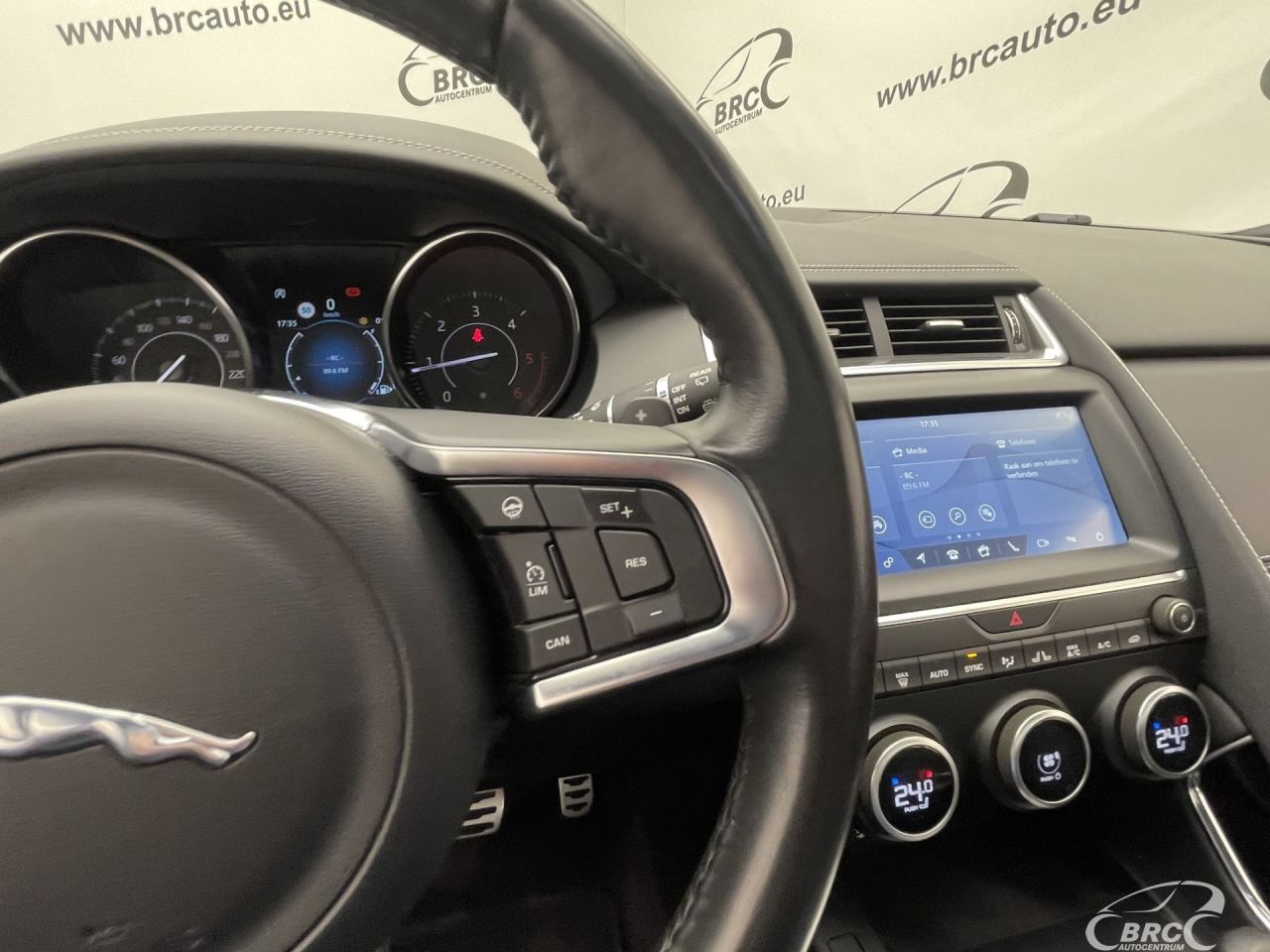 Jaguar E-Pace | 29