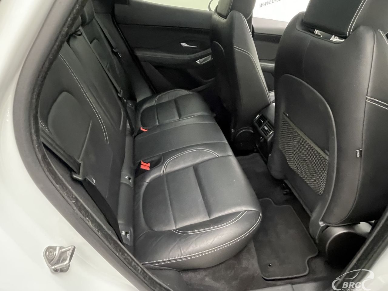 Jaguar E-Pace | 9