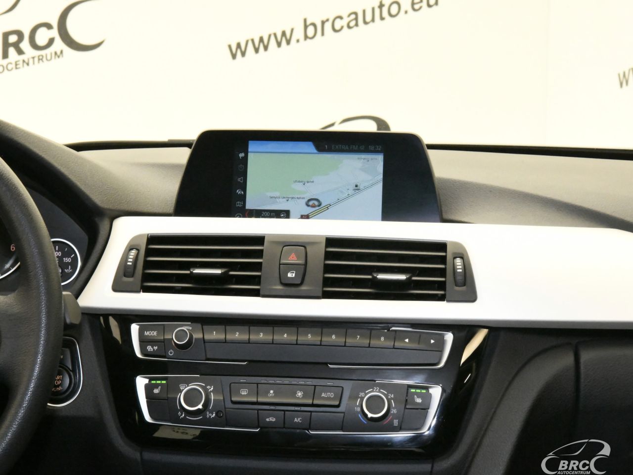 BMW 320 | 14