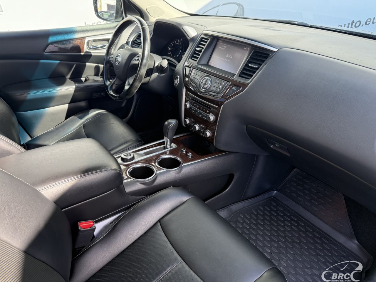 Nissan Pathfinder | 14