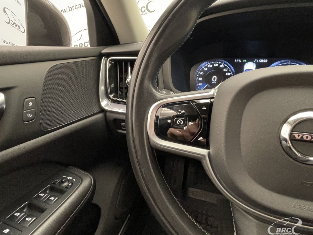 Volvo V60 | 28