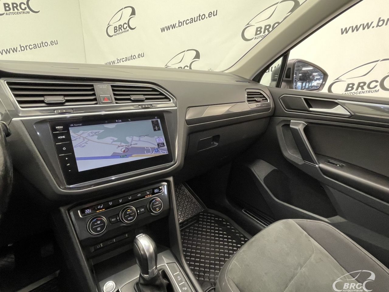 Volkswagen Tiguan | 29