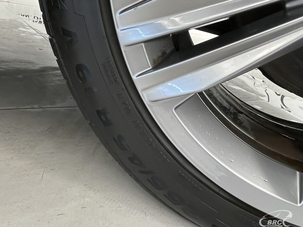 Volkswagen Tiguan | 43