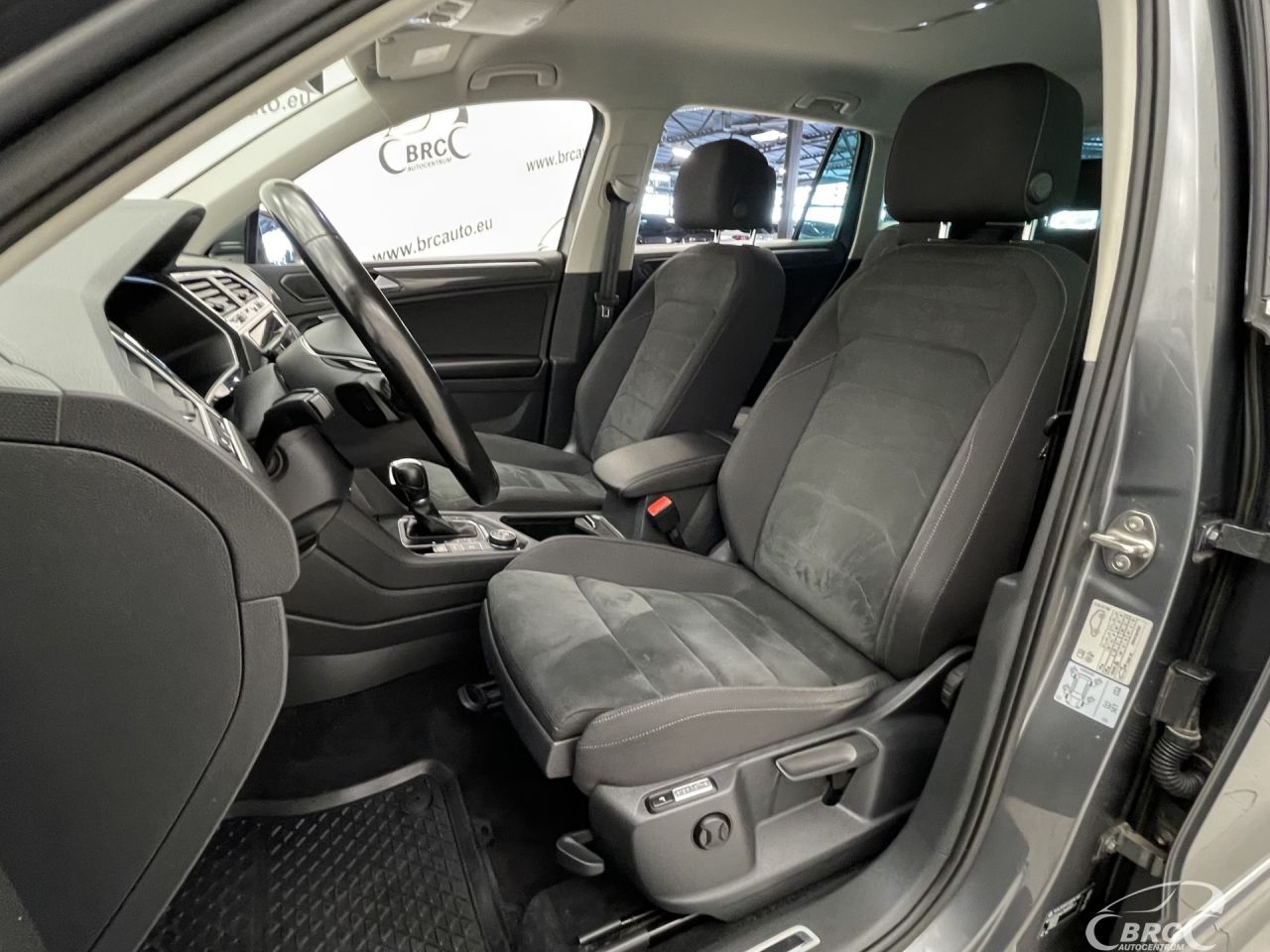Volkswagen Tiguan | 22