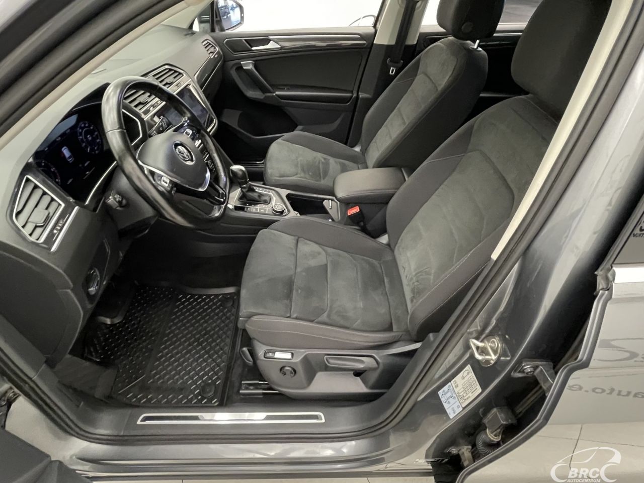 Volkswagen Tiguan | 20