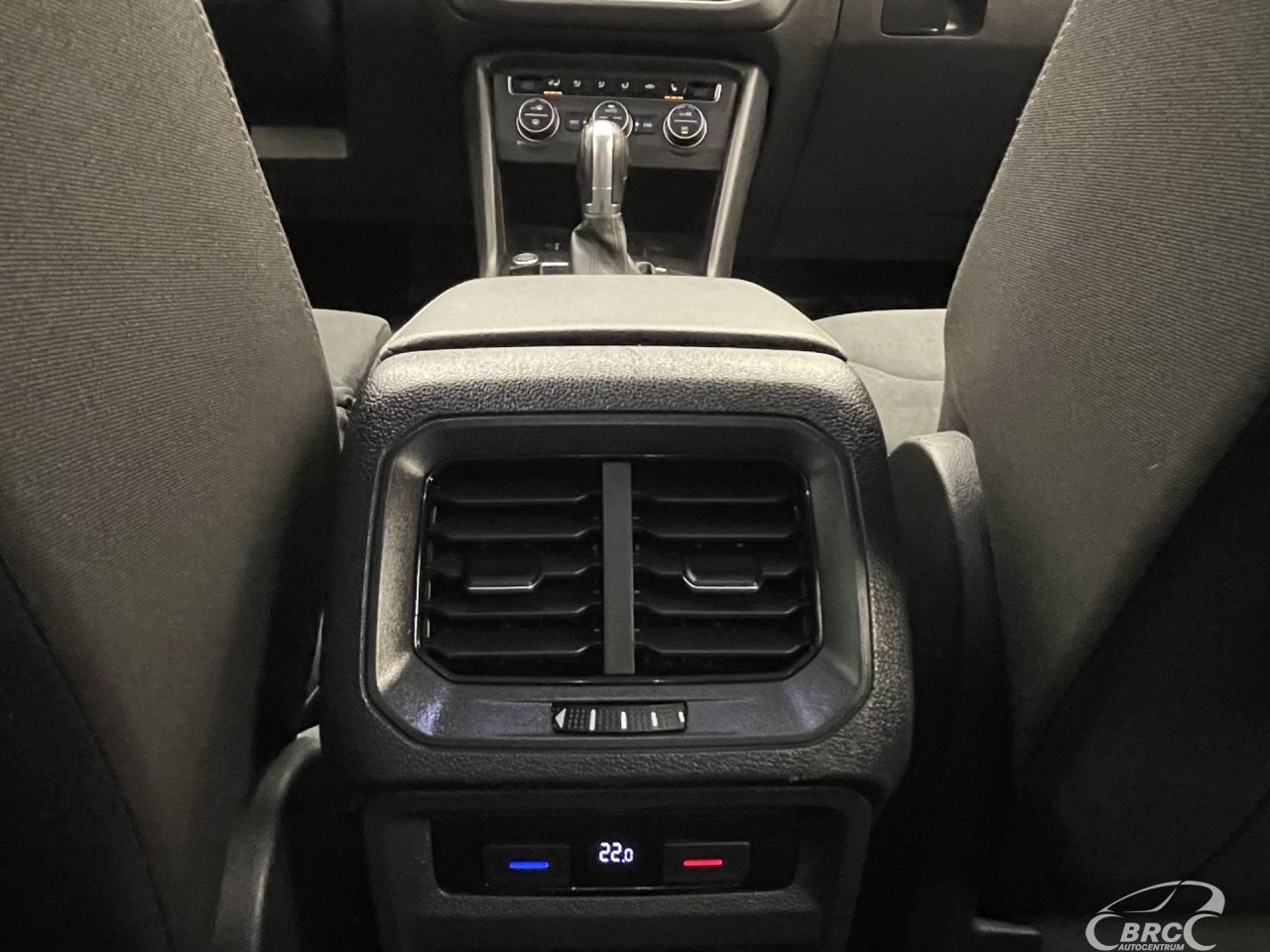 Volkswagen Tiguan | 12