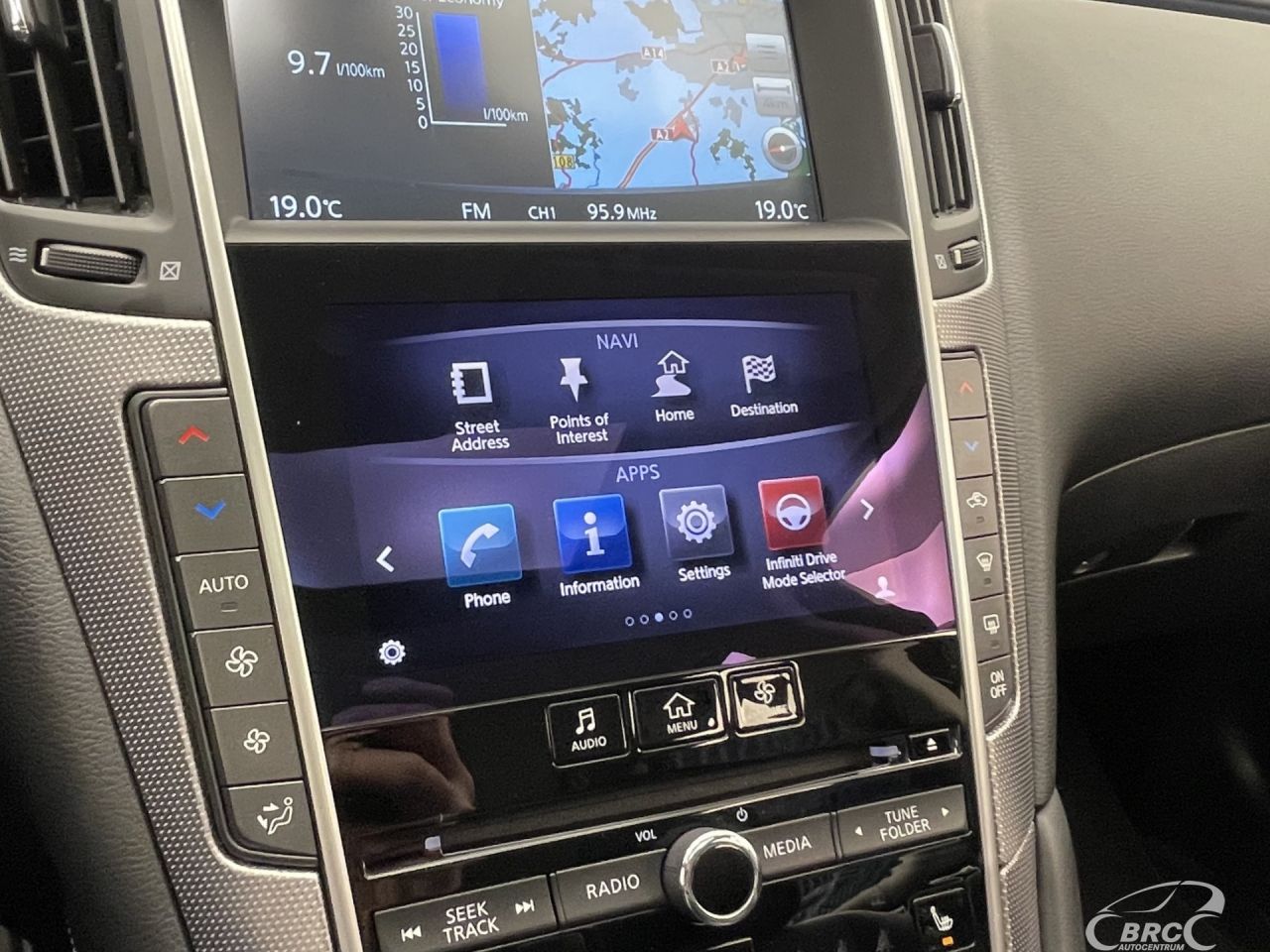 Infiniti Q50 | 33