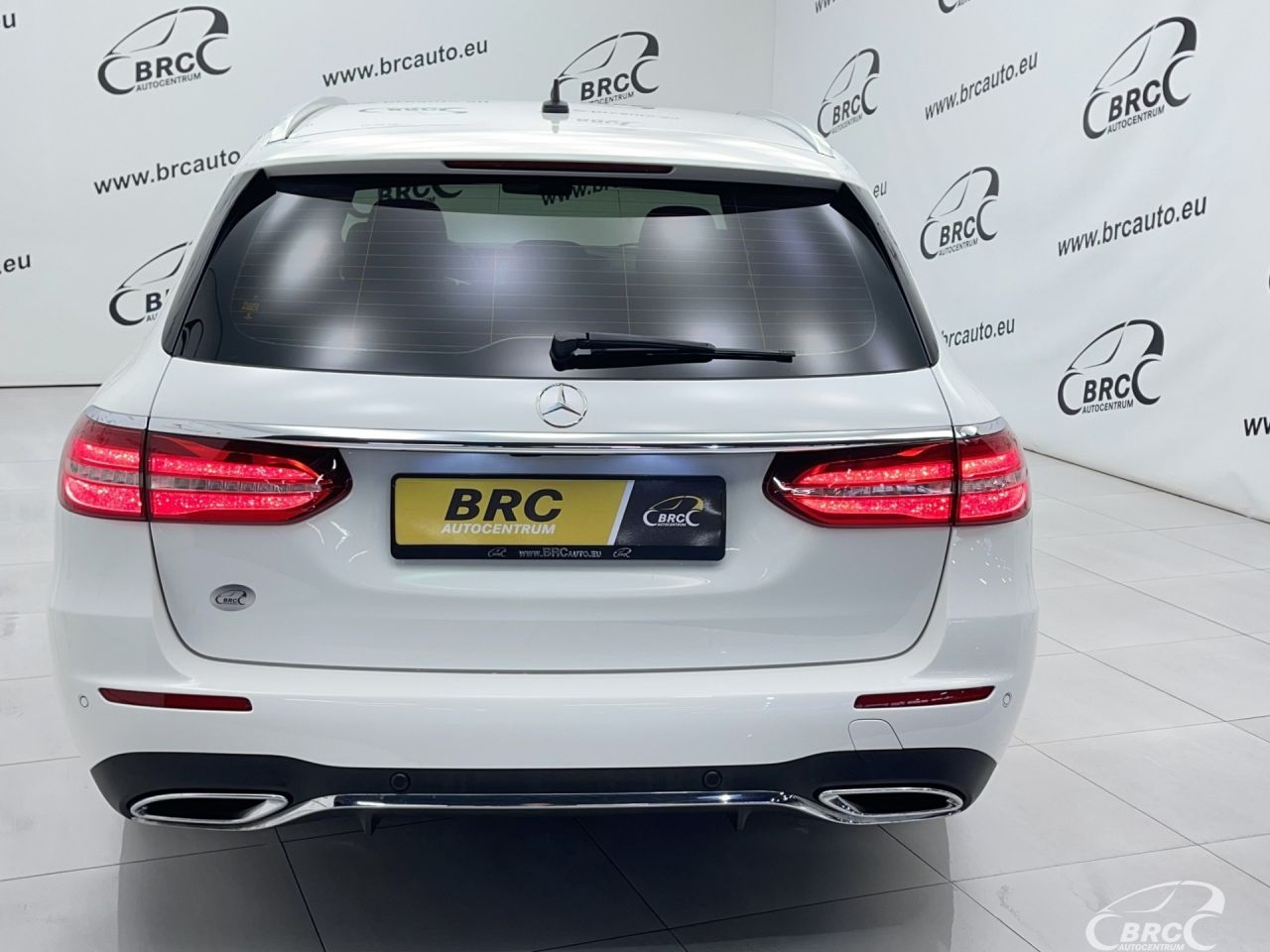 Mercedes-Benz E220 | 56
