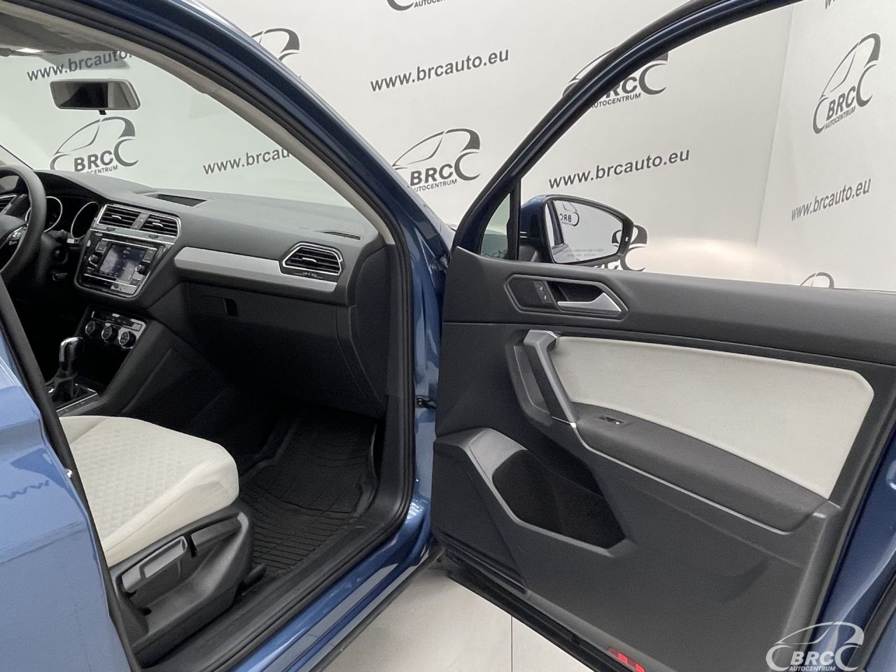 Volkswagen Tiguan | 7