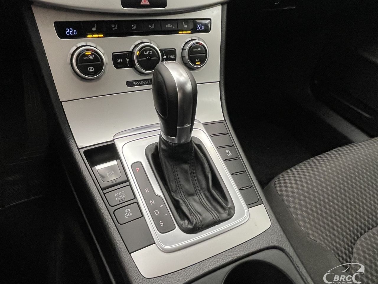 Volkswagen Passat | 23