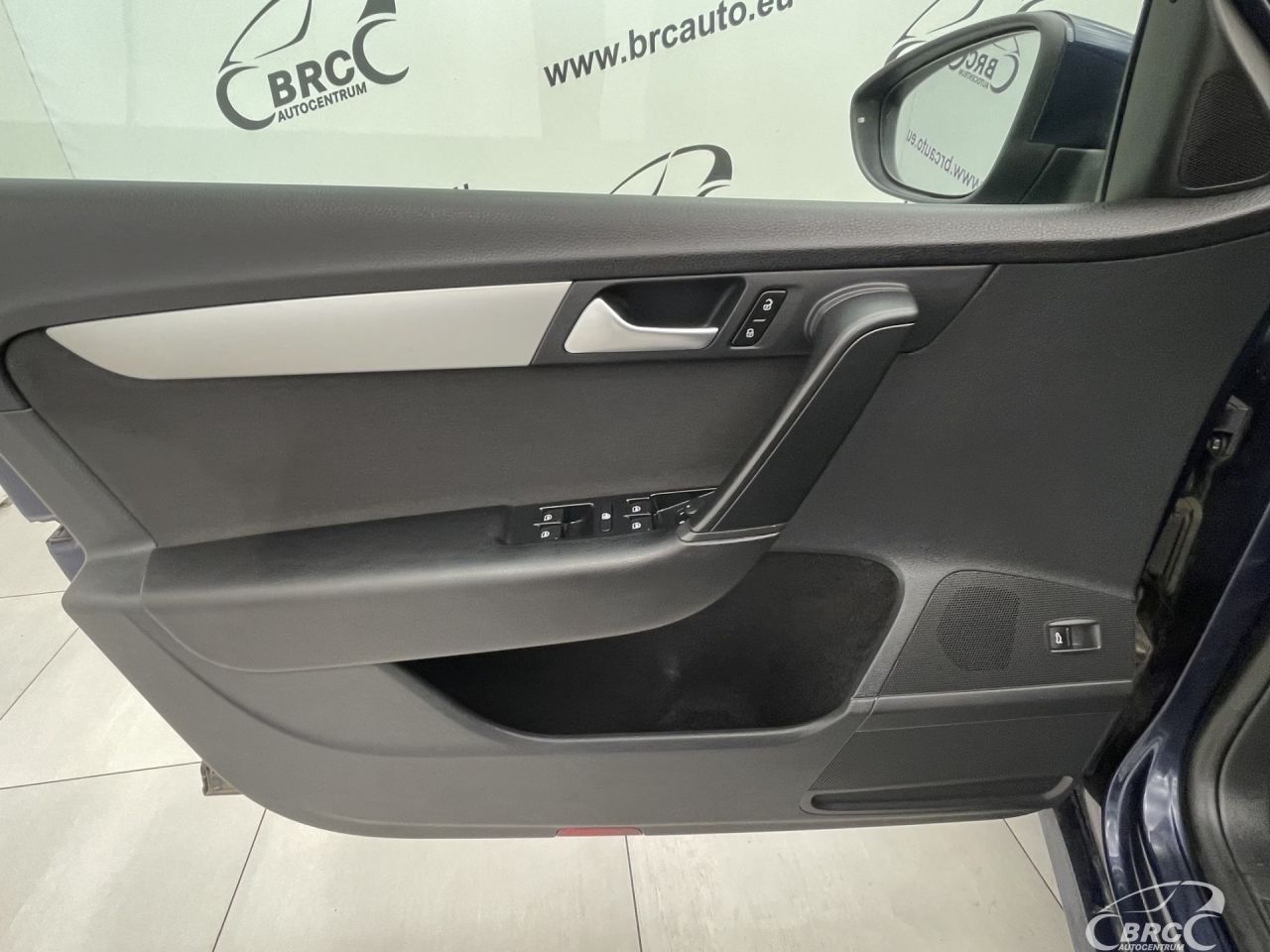 Volkswagen Passat | 18