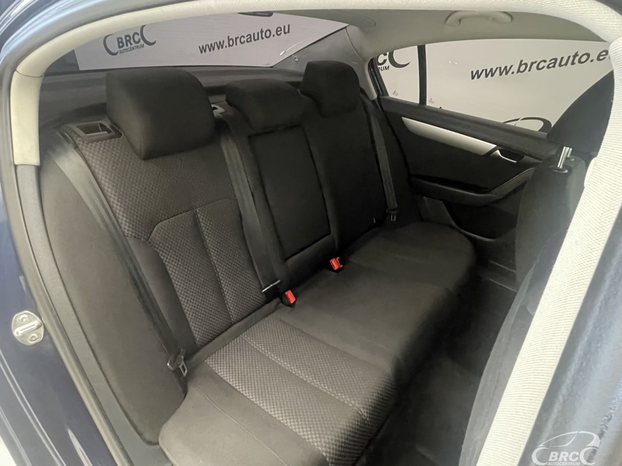 Volkswagen Passat | 10