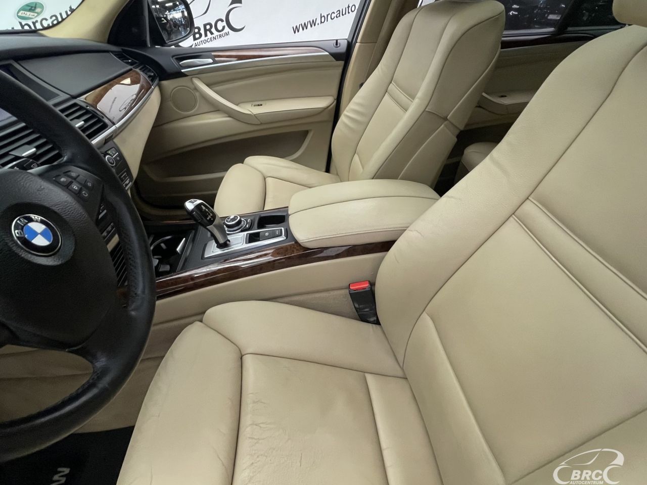 BMW X5 | 24