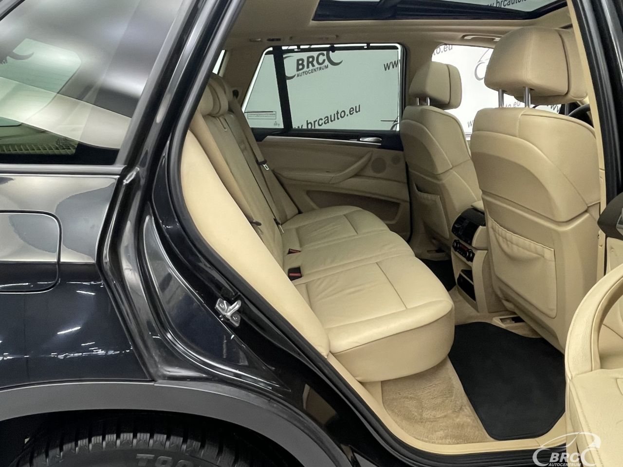 BMW X5 | 8