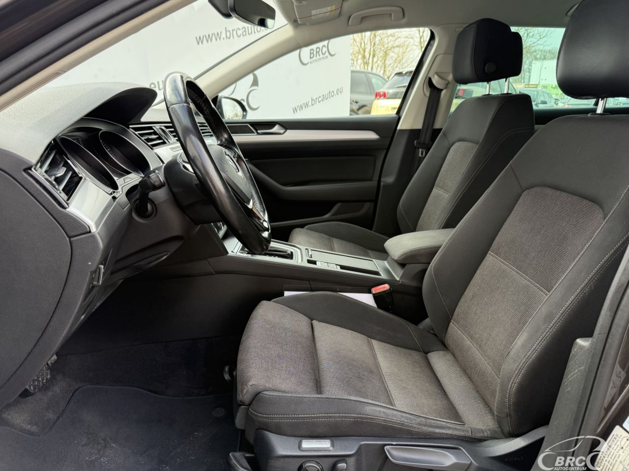 Volkswagen Passat | 18