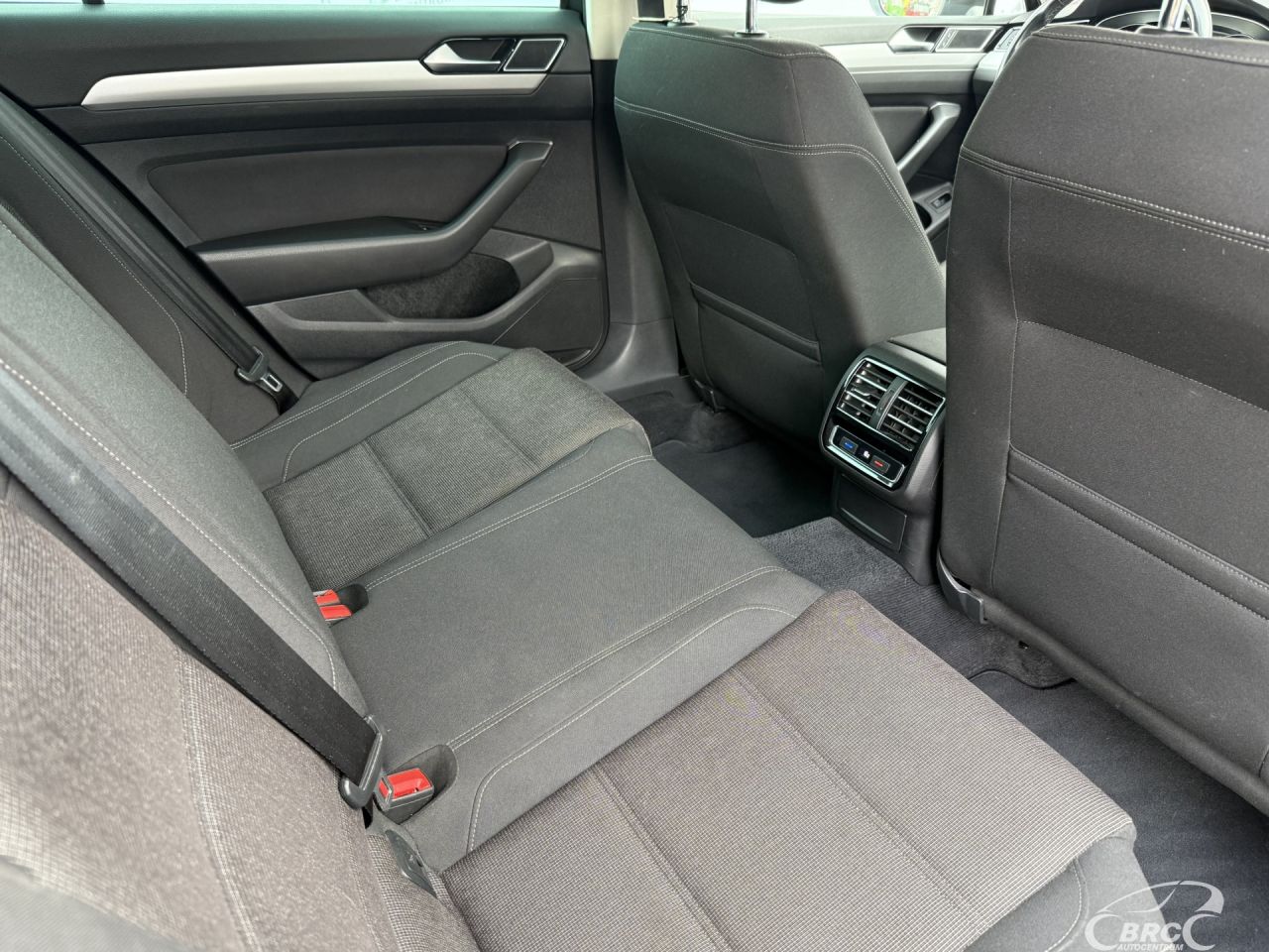 Volkswagen Passat | 9