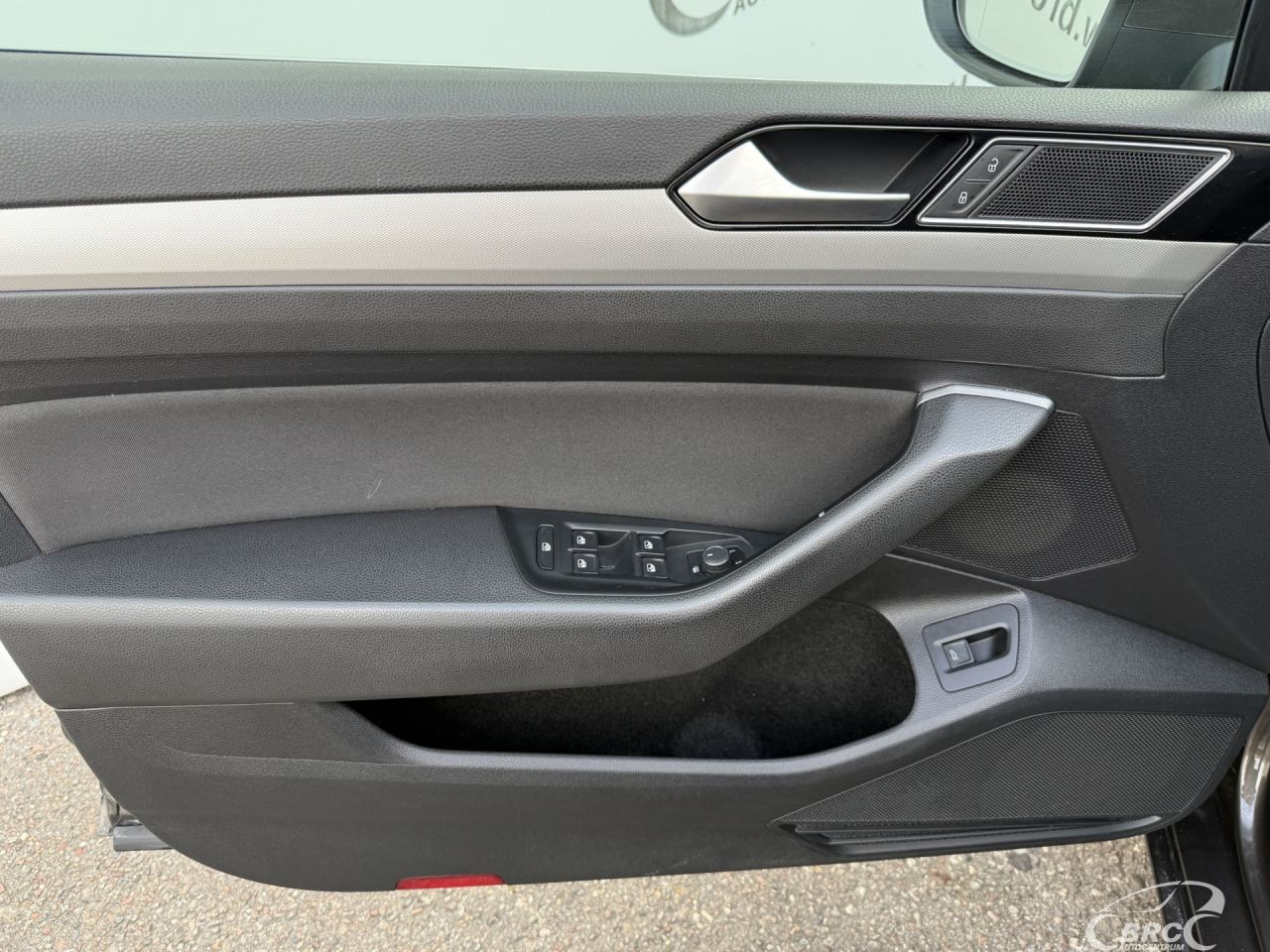 Volkswagen Passat | 16