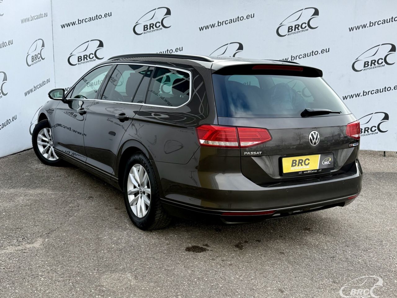 Volkswagen Passat | 38
