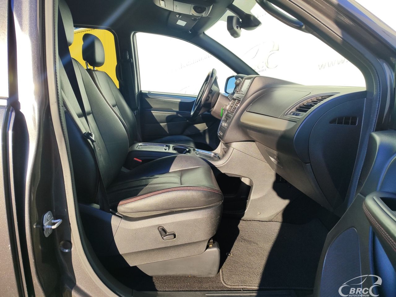 Dodge Grand Caravan | 7