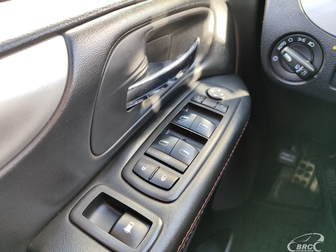 Dodge Grand Caravan | 23