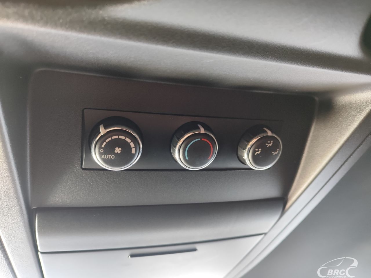 Dodge Grand Caravan | 17