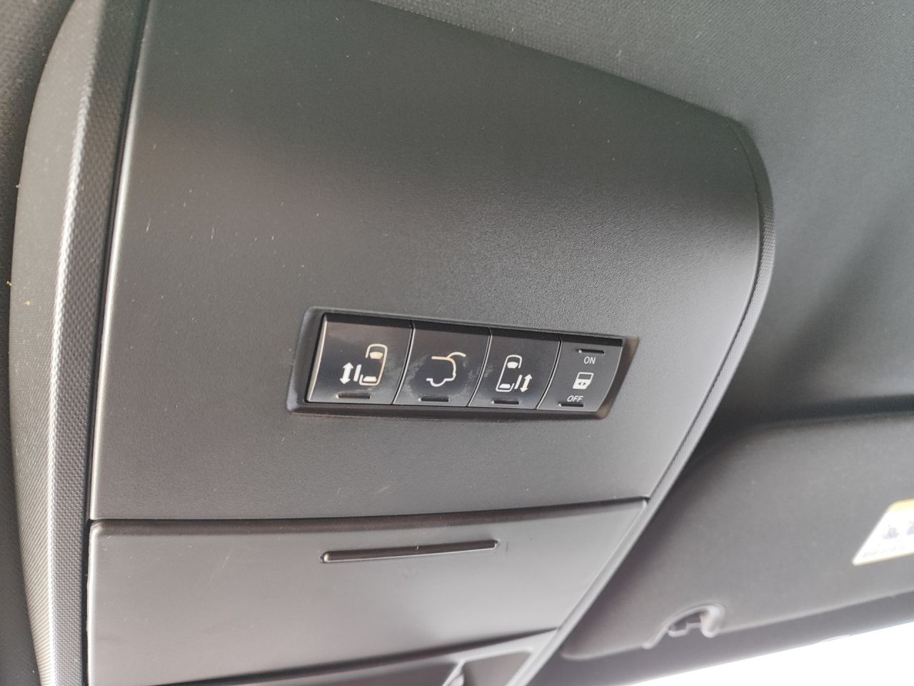 Dodge Grand Caravan | 37