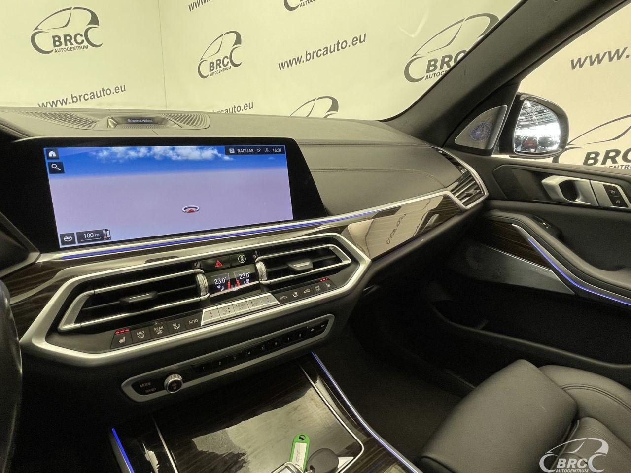 BMW X5 | 27