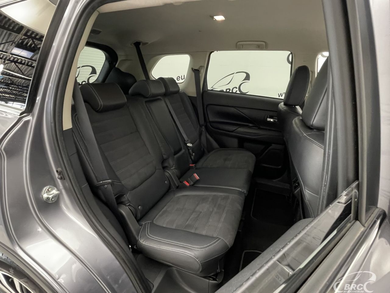 Mitsubishi Outlander | 11
