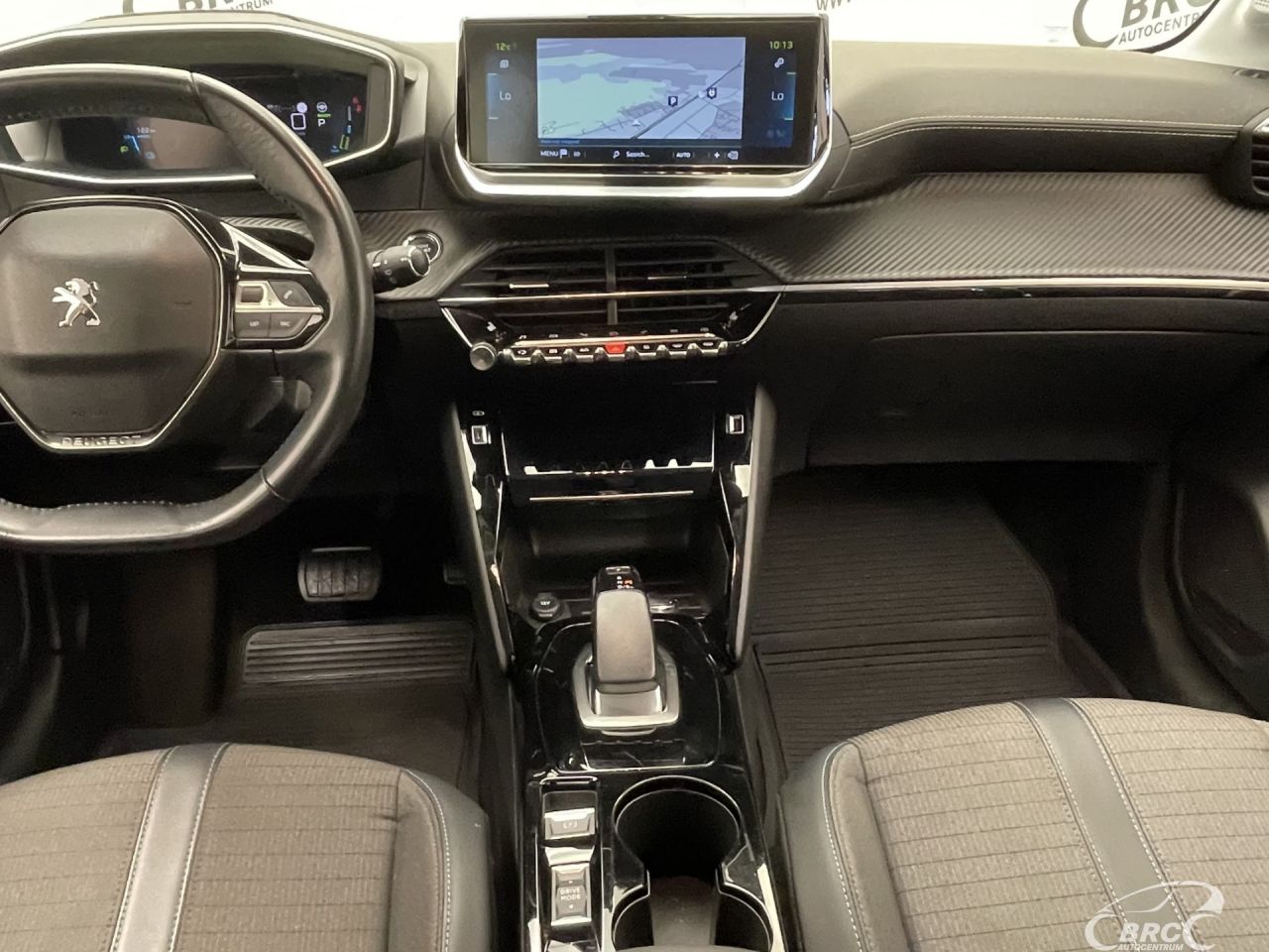 Peugeot 208 | 13