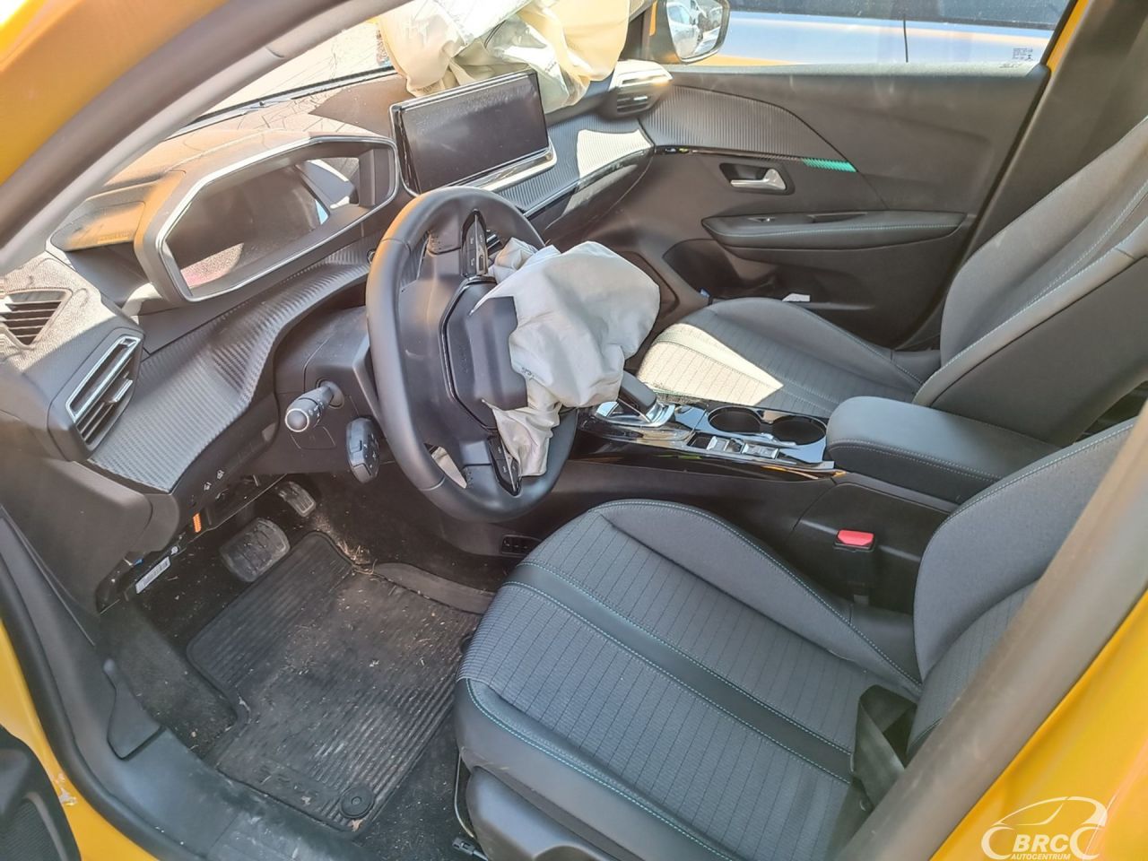 Peugeot 208 | 50